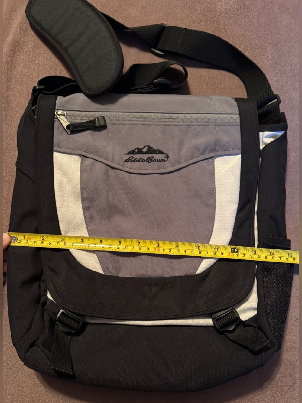 Eddie Bauer Gray & Black Crossbody Computer Bag EUC - Picture 15 of 16